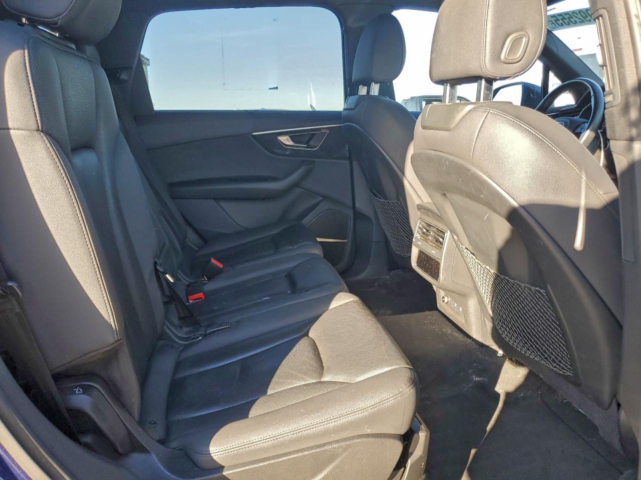 2021 Audi Q7 Premium Plus