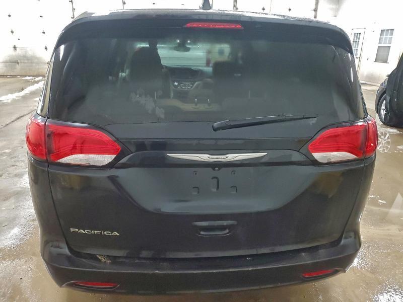 2017 Chrysler Pacifica lx