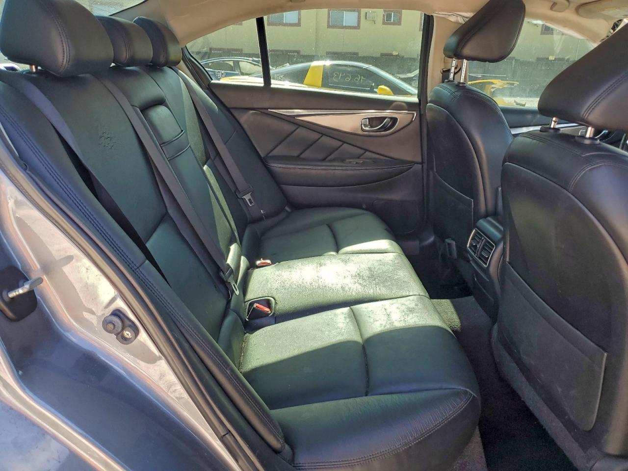 2015 Infiniti Q50 Base