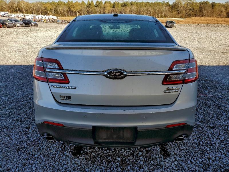 2016 Ford Taurus sel