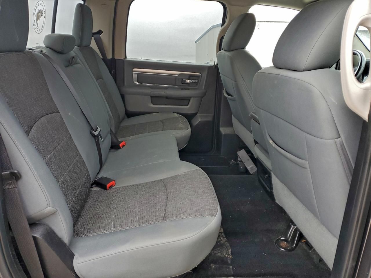 2016 Dodge Ram 1500 slt