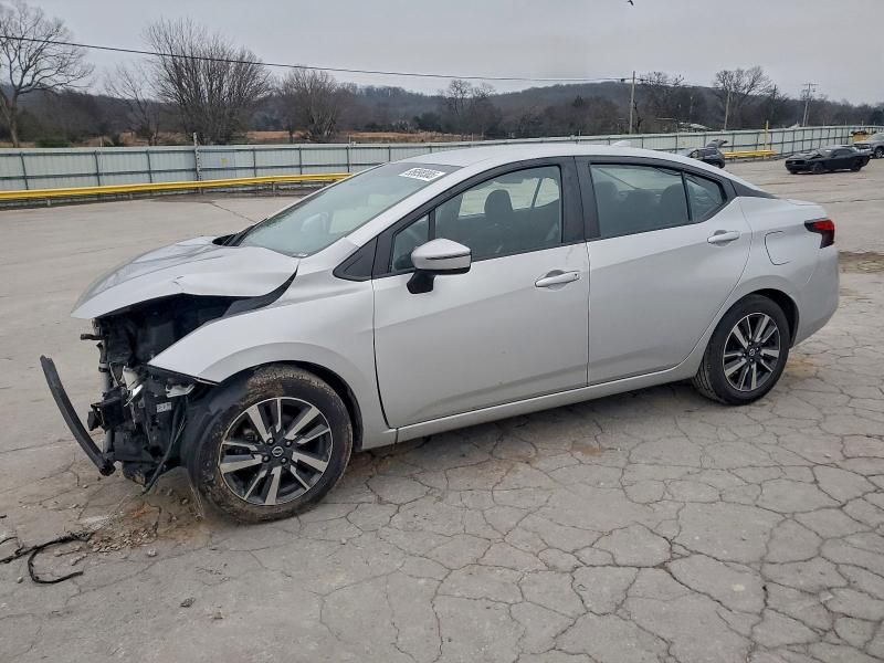 2021 Nissan Versa sv