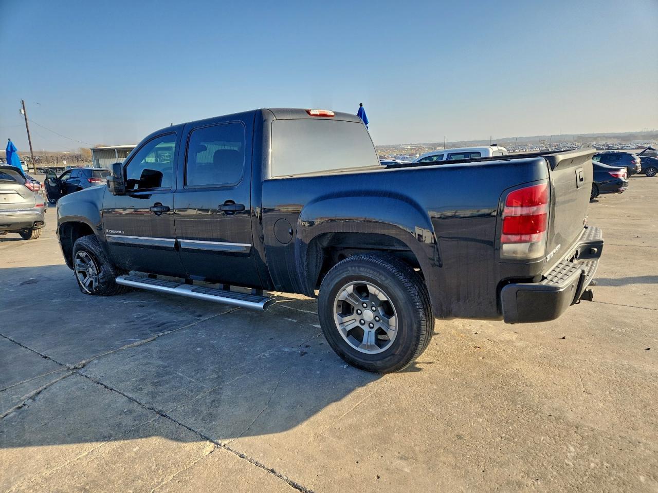 2007 GMC New Sierra Denali