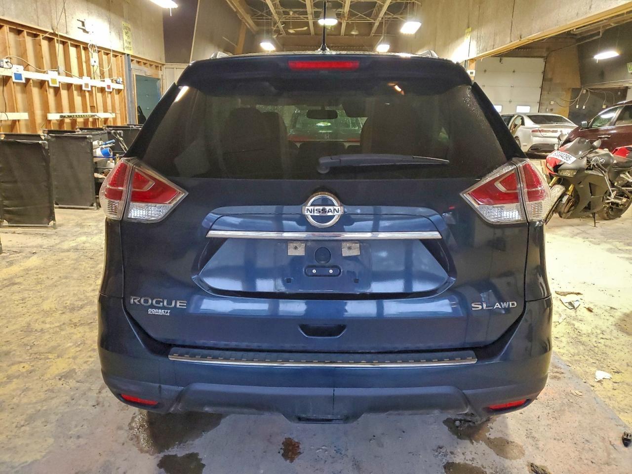 2015 Niss Rogue s