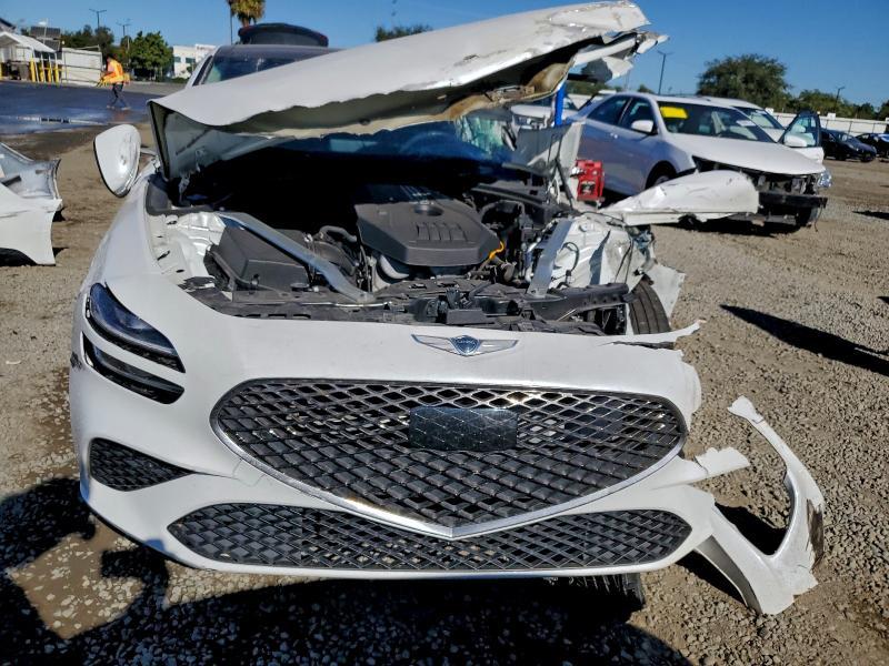 2022 Genesis G70 Base