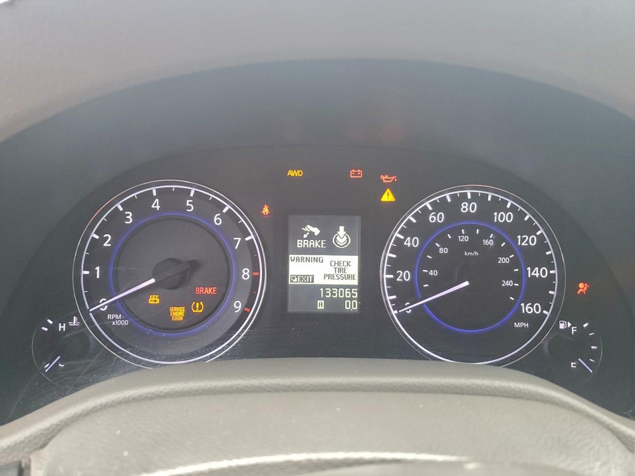 2012 Infiniti G37