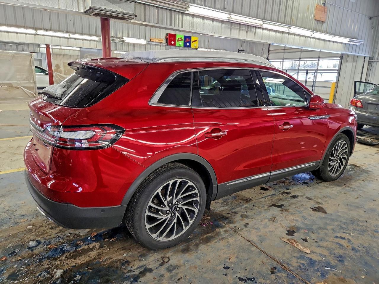 2020 Lincoln Nautilus Reserve