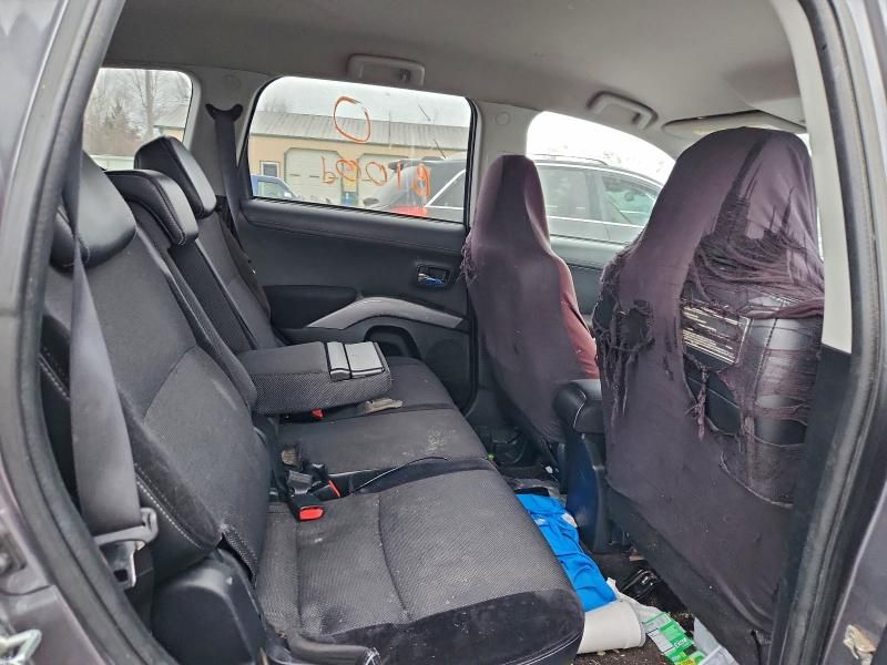 2010 Mitsubishi Outlander xls