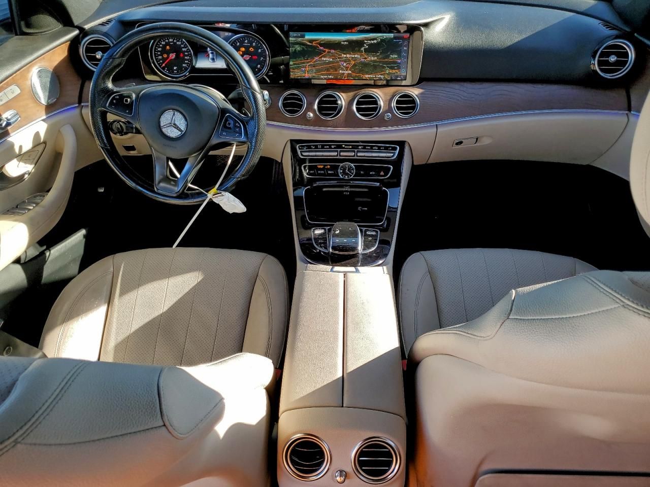 2017 Mercedes-Benz E 300
