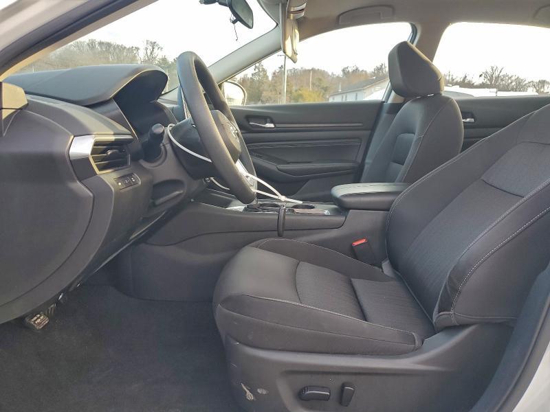 2019 Nissan Altima s