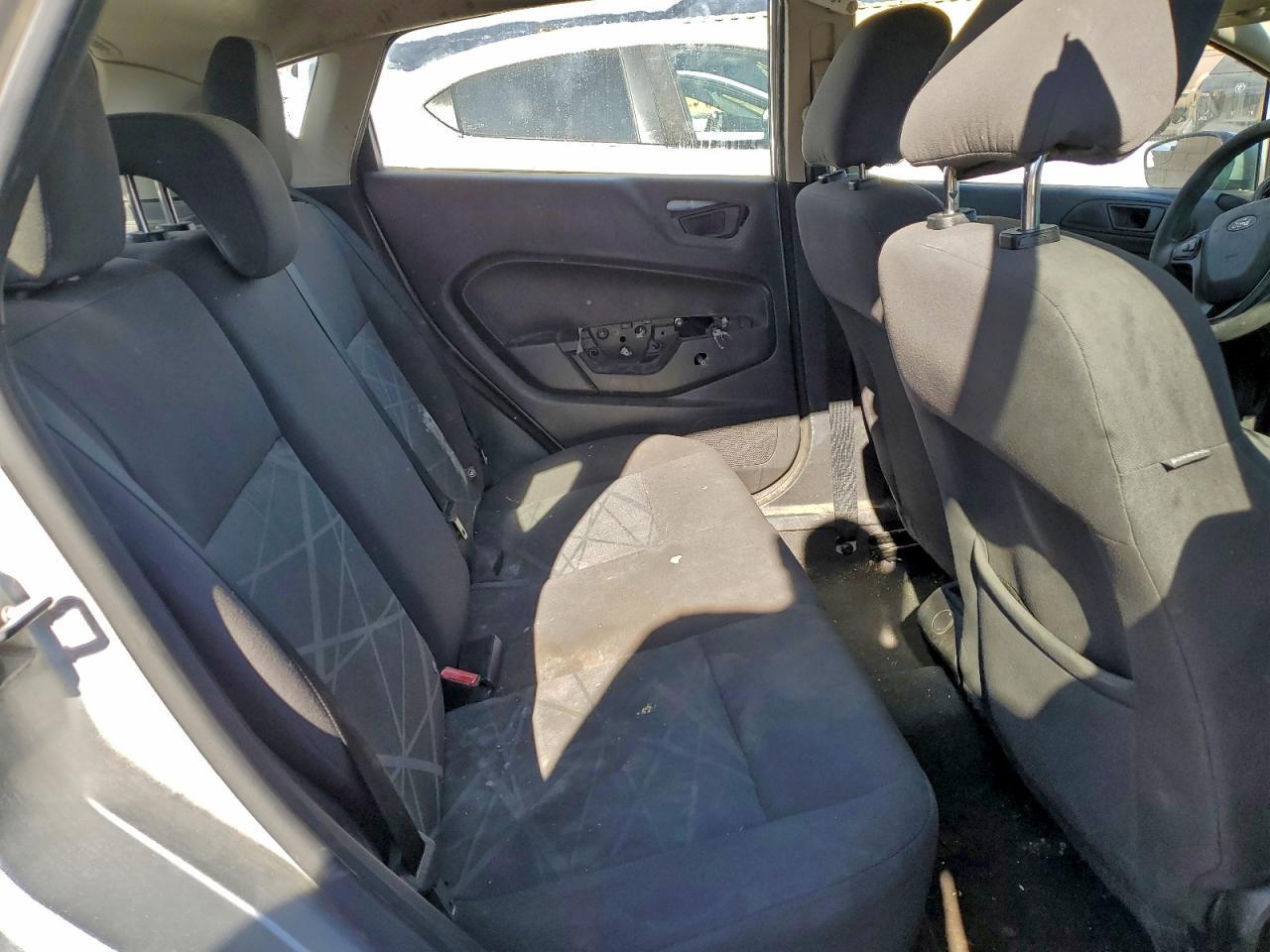 2014 Ford Fiesta s