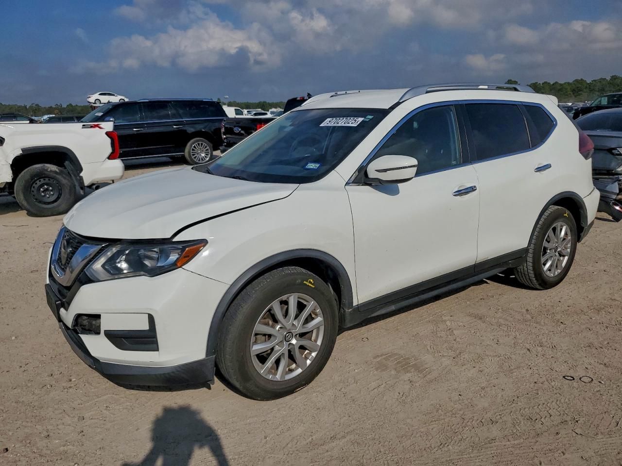2019 Nissan Rogue s