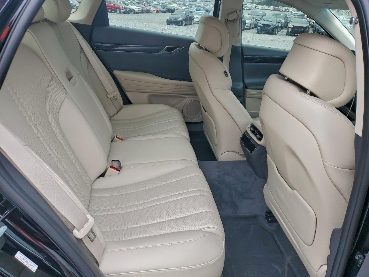 2023 Genesis G80 Base