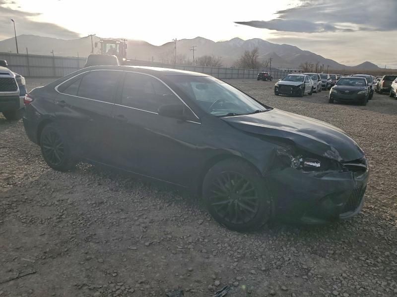 2017 Toyota Camry le