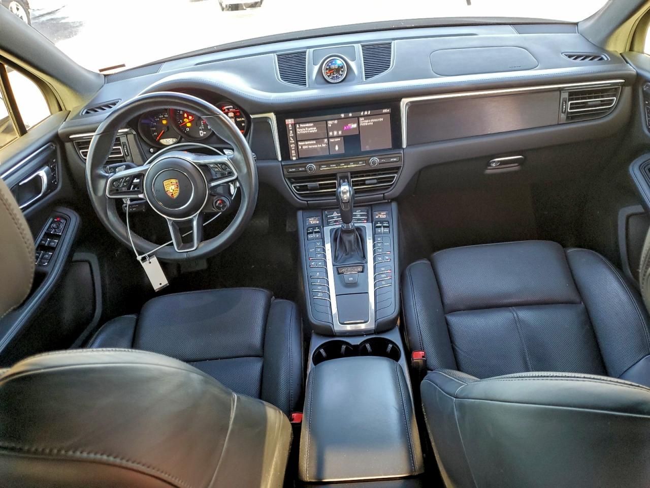 2020 Porsche Macan gts