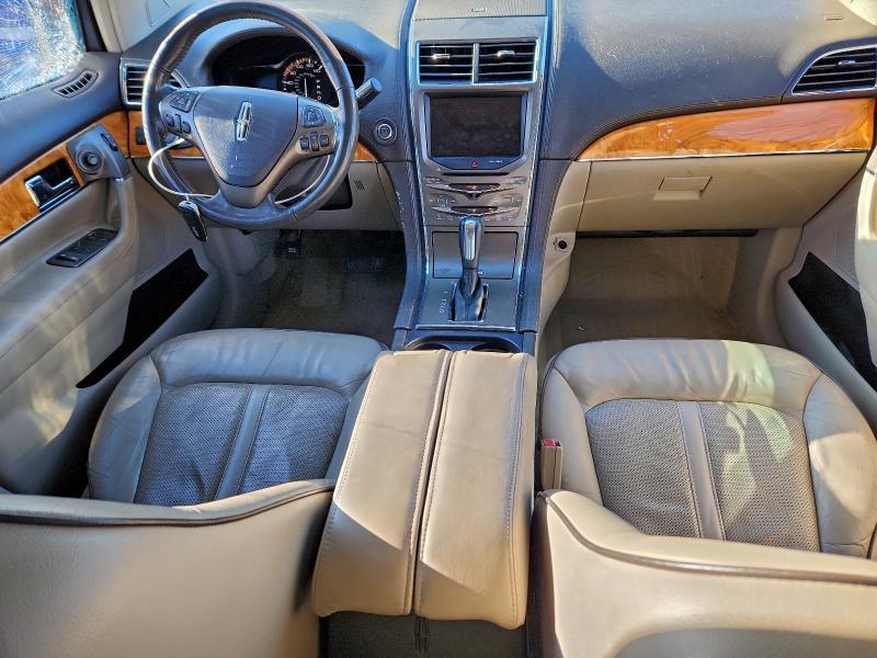 2013 Lincoln Townhouse MKX