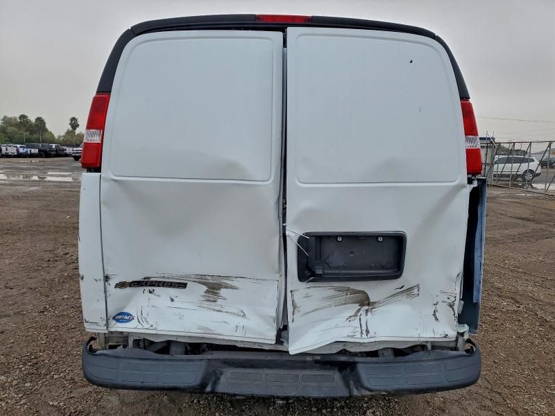 2024 Chevrolet Express G2500