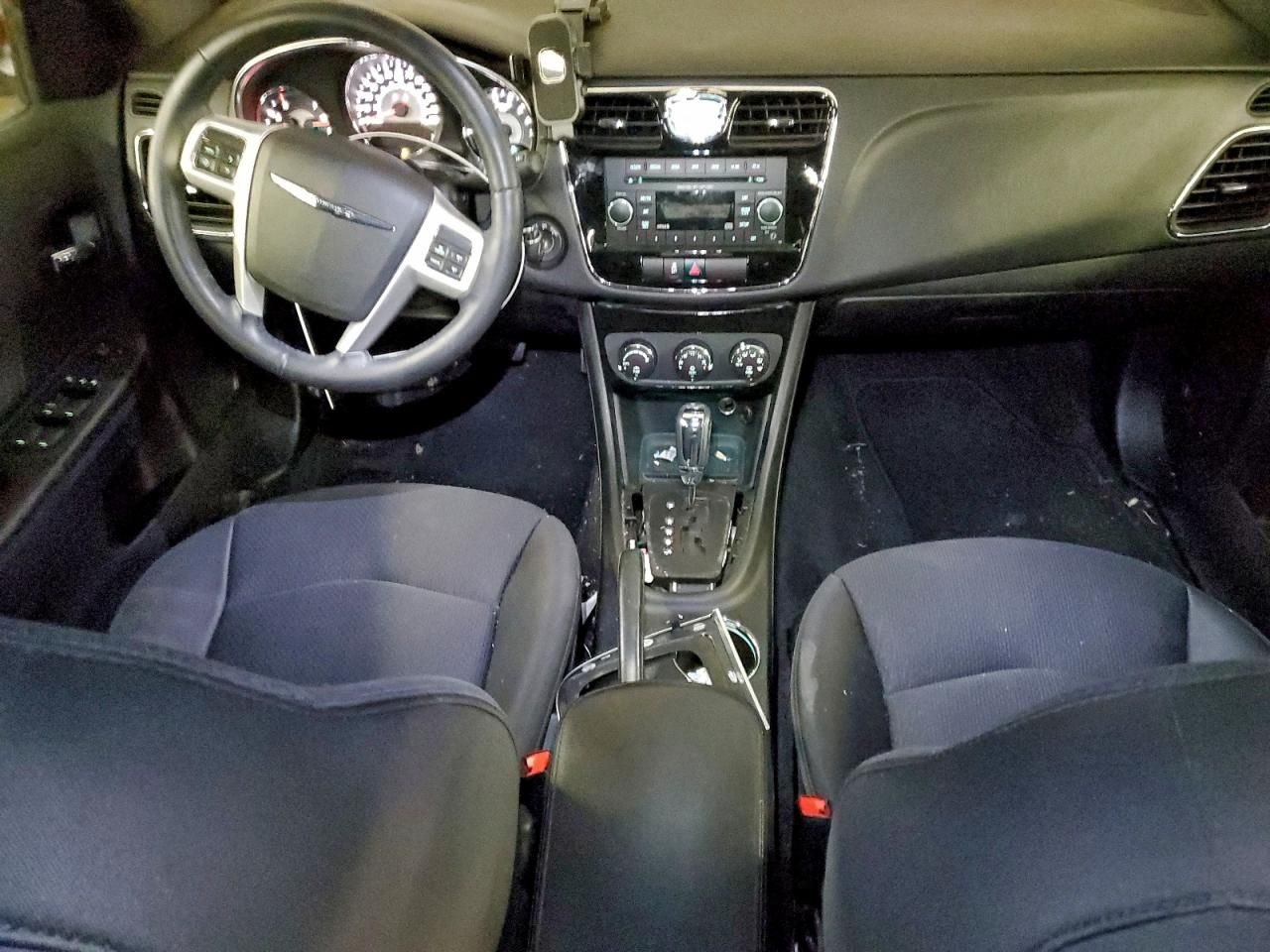 2013 Chrysler 200 Touring