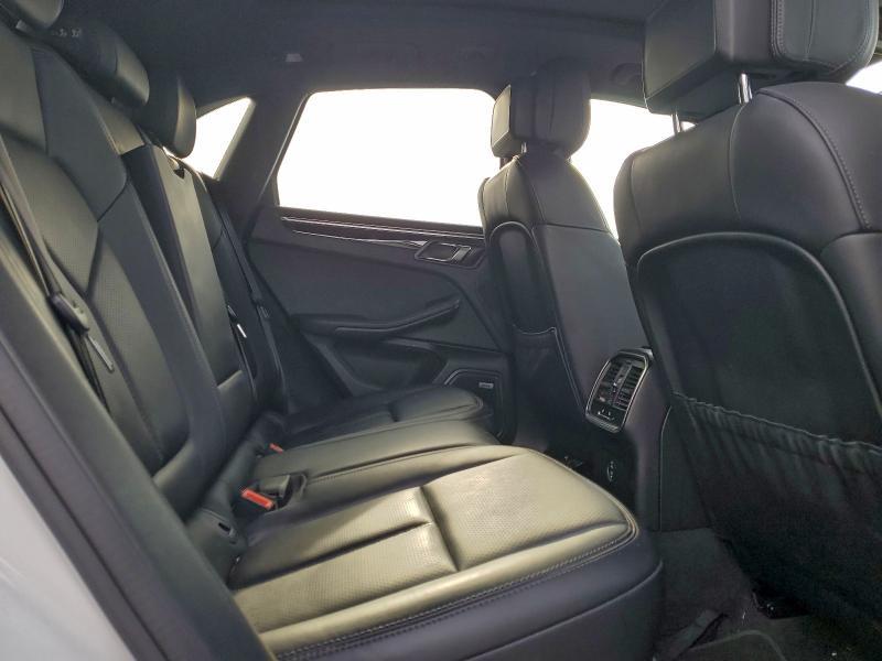 2020 Porsche Macan