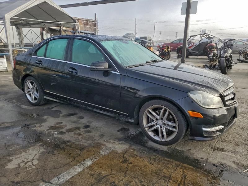2014 Mercedes-Benz C 250