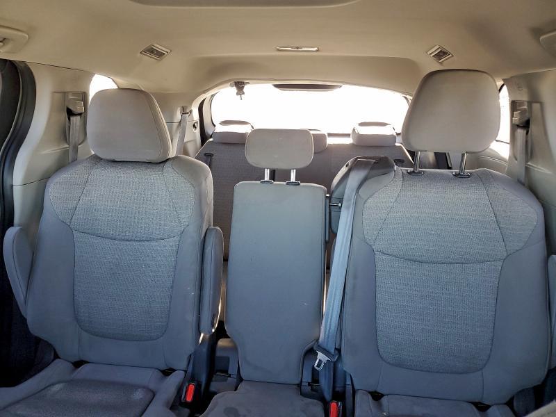 2021 Toyota Sienna le