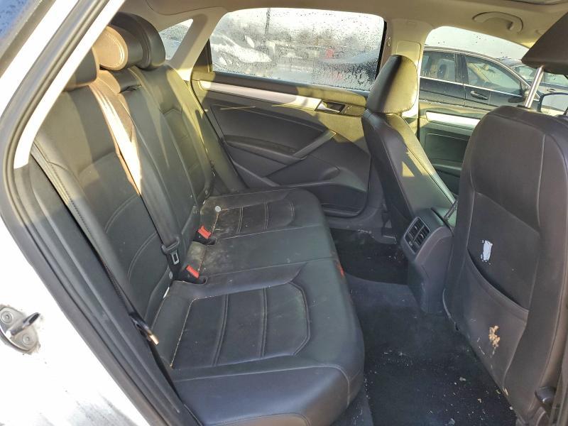 2013 Volkswagen Passat se