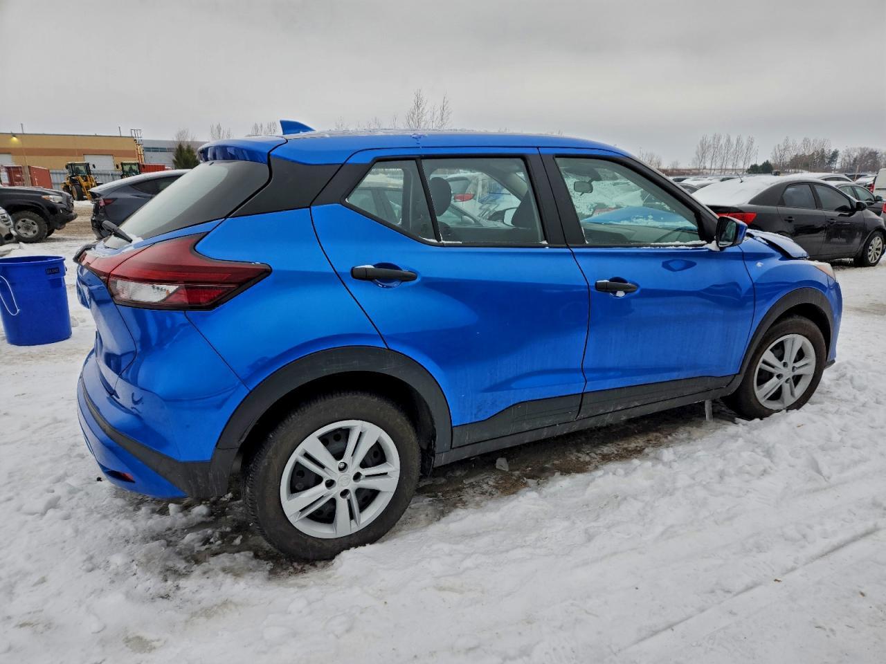 2025 Nissan Kicks Play s