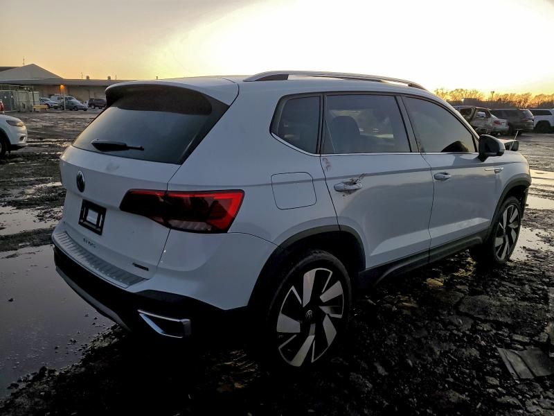 2024 Volkswagen Taos sel