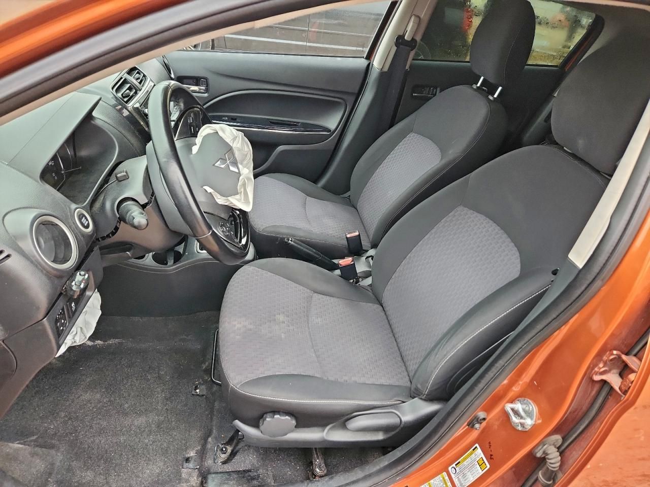 2017 Mitsubishi Mirage se