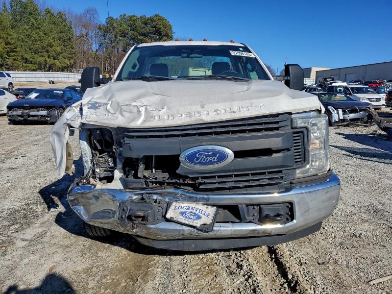 2018 Ford F250 Super Duty Utility / Service Truck