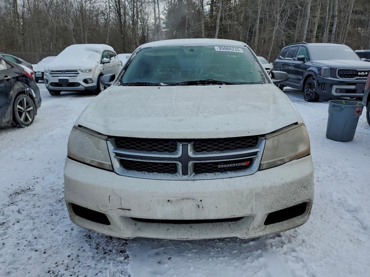 2013 Dodge Avenger se