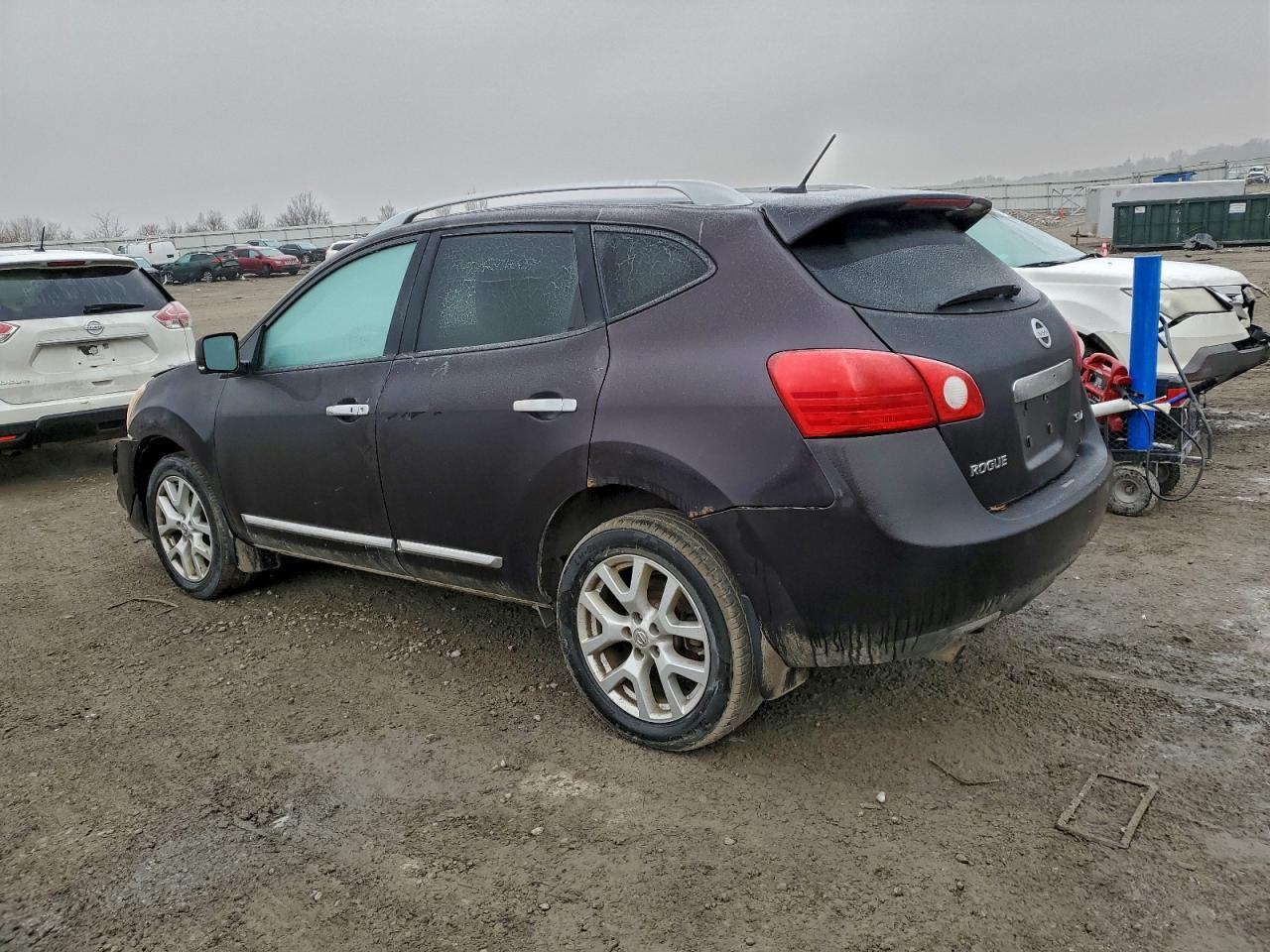 2013 Nissan Rogue s