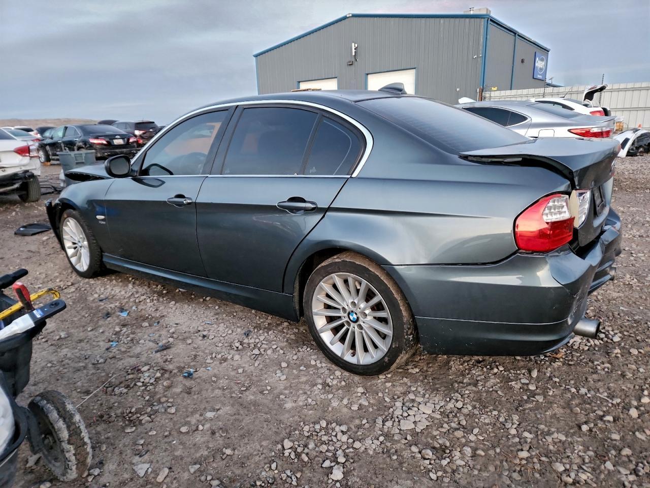 2011 BMW 335 xi