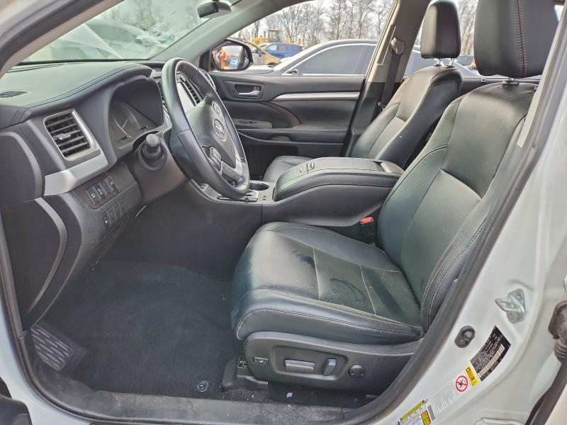 2019 Toyota Highlander se