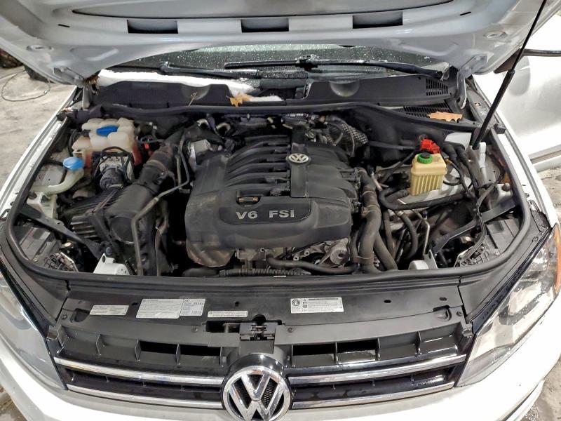 2012 Volkswagen Touareg V6