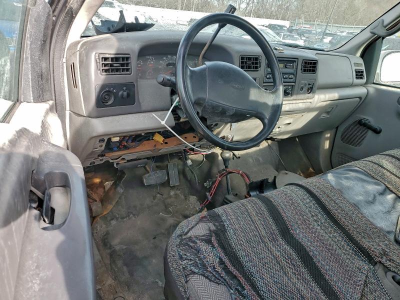 2001 Ford F250 Flatbed Truck