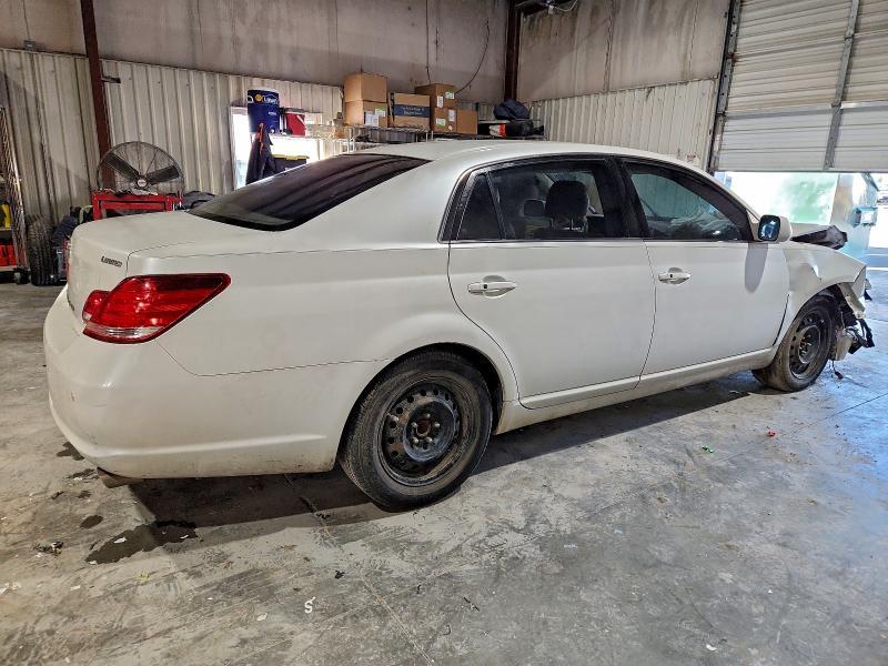 2005 Toyota Avalon Limited