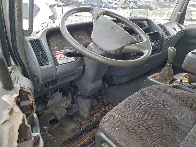 2004 Mitsubishi FM617 Chipper Truck