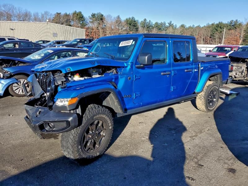 2022 Jeep Gladiator Sport