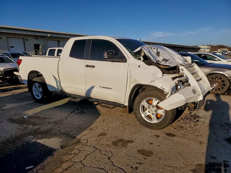 2012 Toyota Tundra Double cab SR5