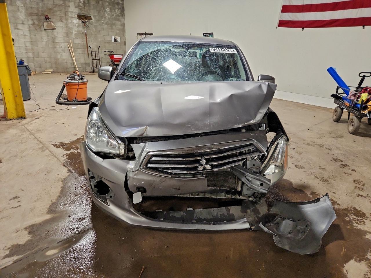 2018 Mitsubishi Mirage G4 es
