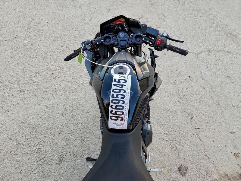 2025 Suzuki GSX800 F