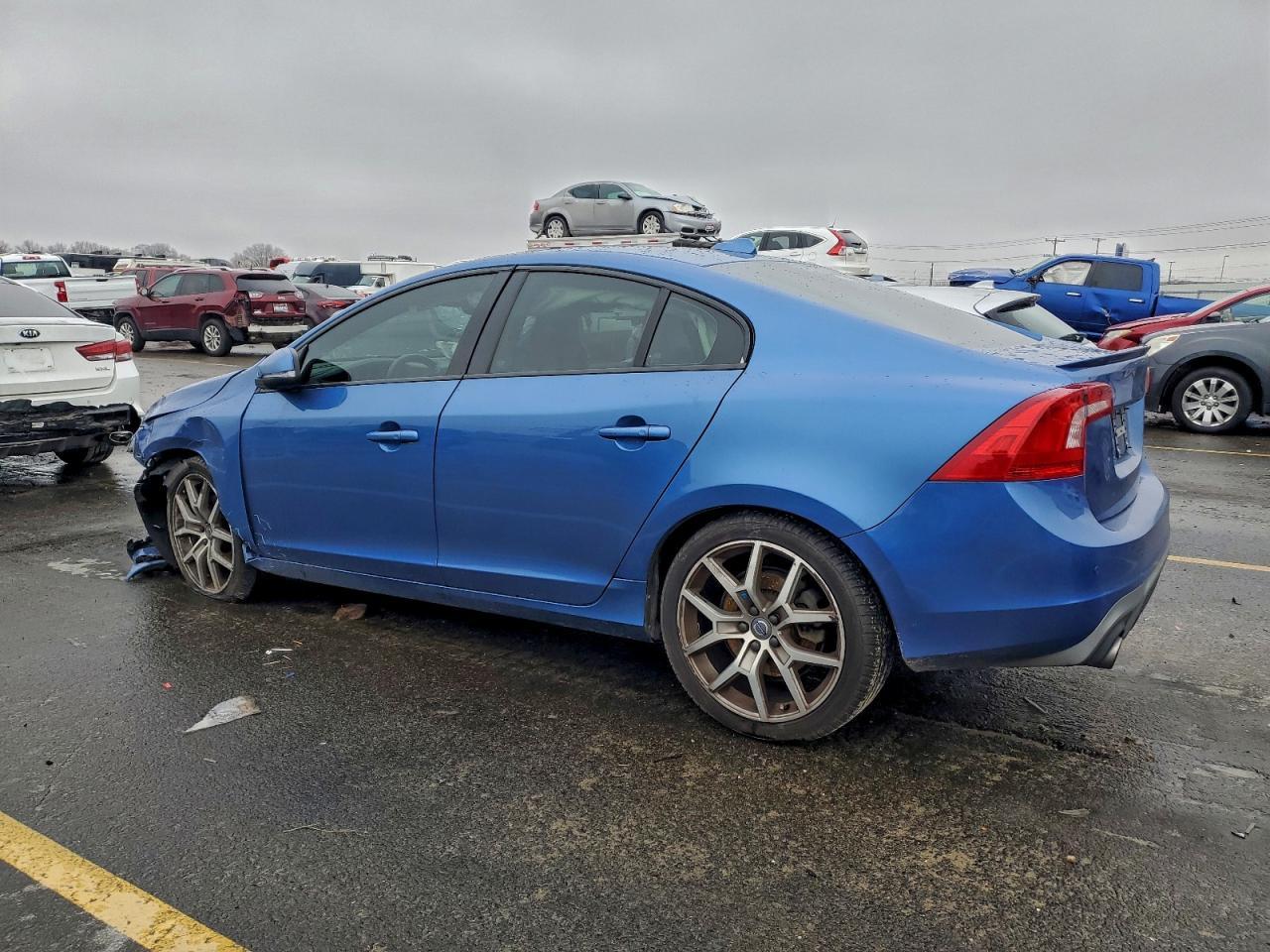 2017 Volvo S60 r Design
