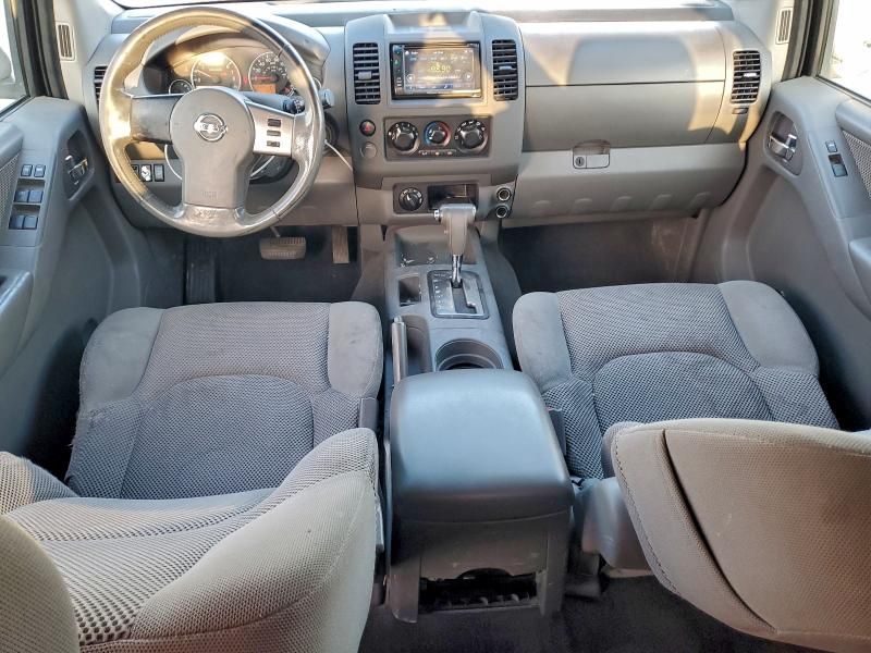 2006 Nissan Frontier Crew Cab LE