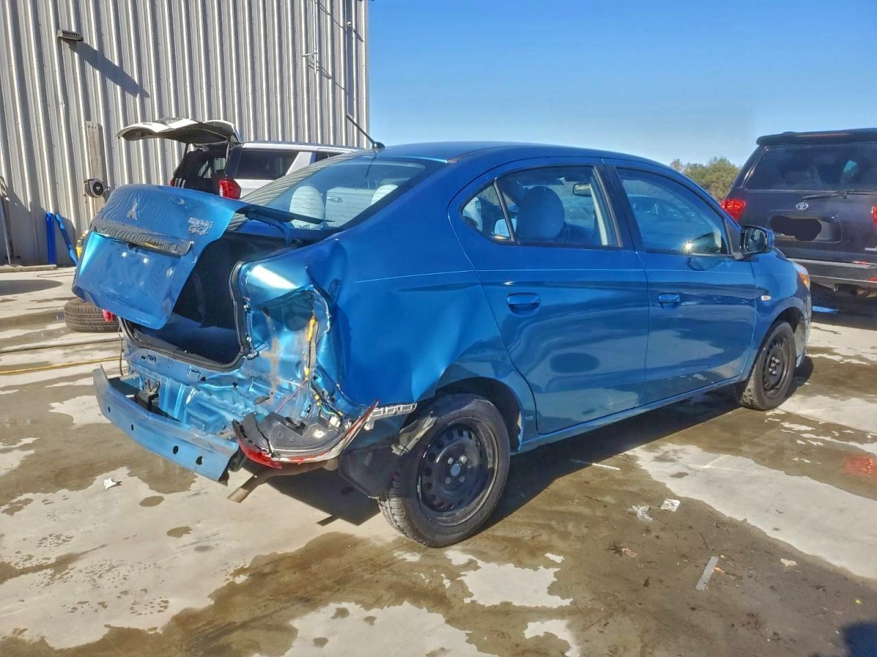 2017 Mitsubishi Mirage G4 es