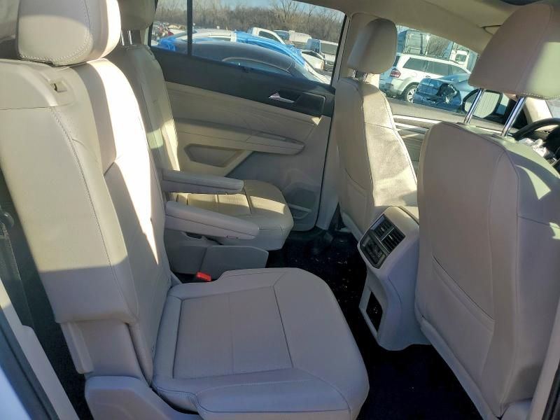 2022 Volkswagen Atlas se