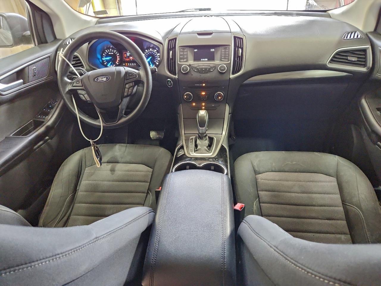 2015 Ford Edge se