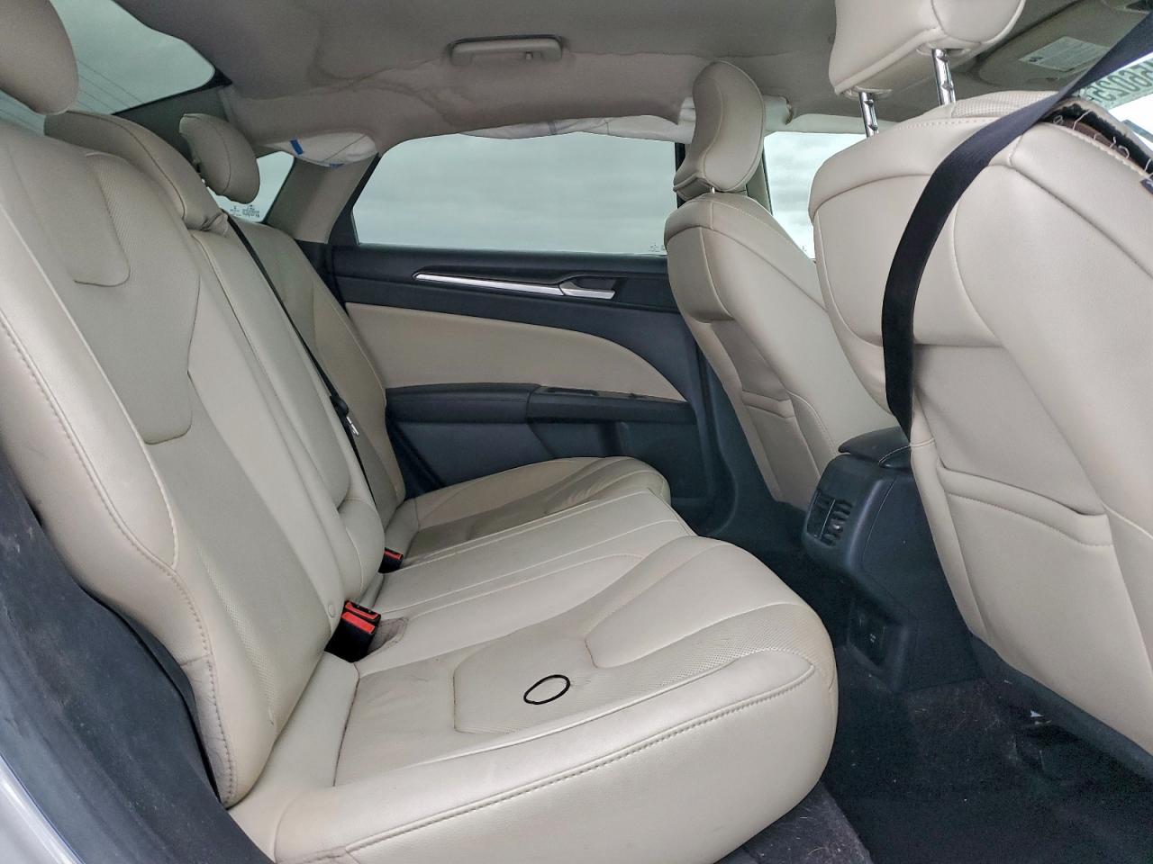 2017 Ford Fusion Titanium hev