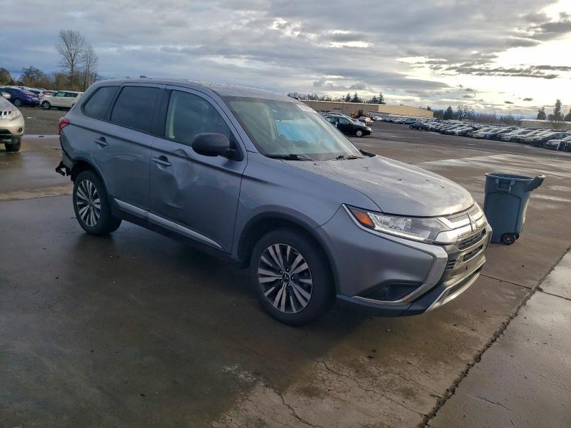 2020 Mitsubishi Outlander se