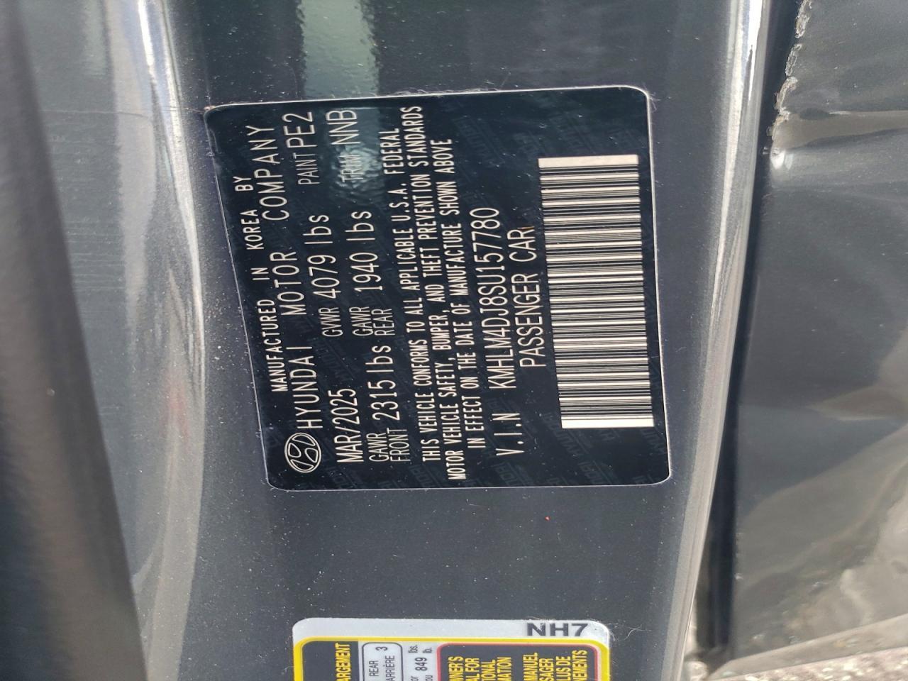 2025 Hyundai Elantra Blue